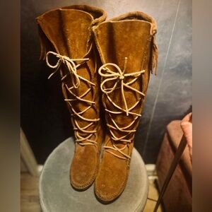 Minnetonka Knee-High Moccasin